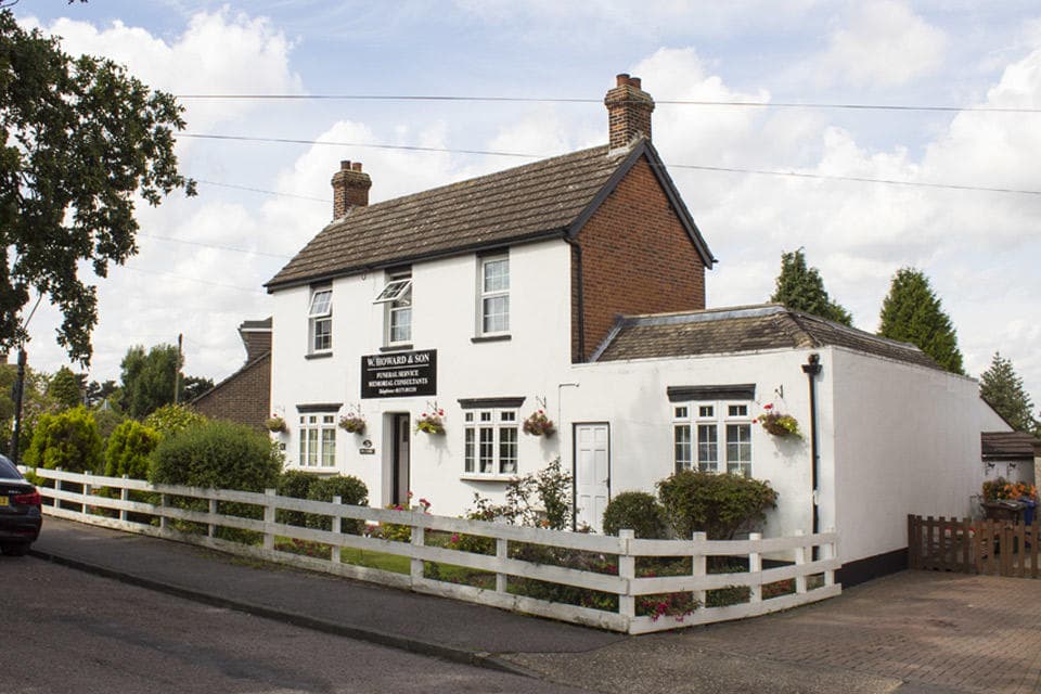 W Howard & Son Funeral Directors in Orsett
