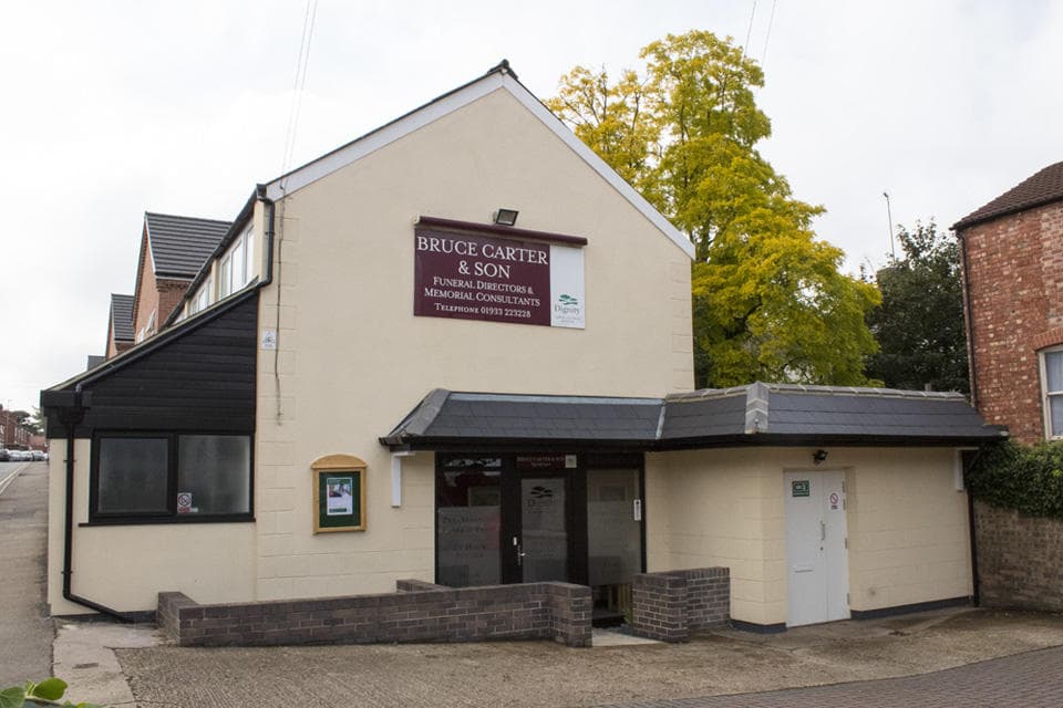 Bruce Carter & Son Funeral Directors in Wellingborough