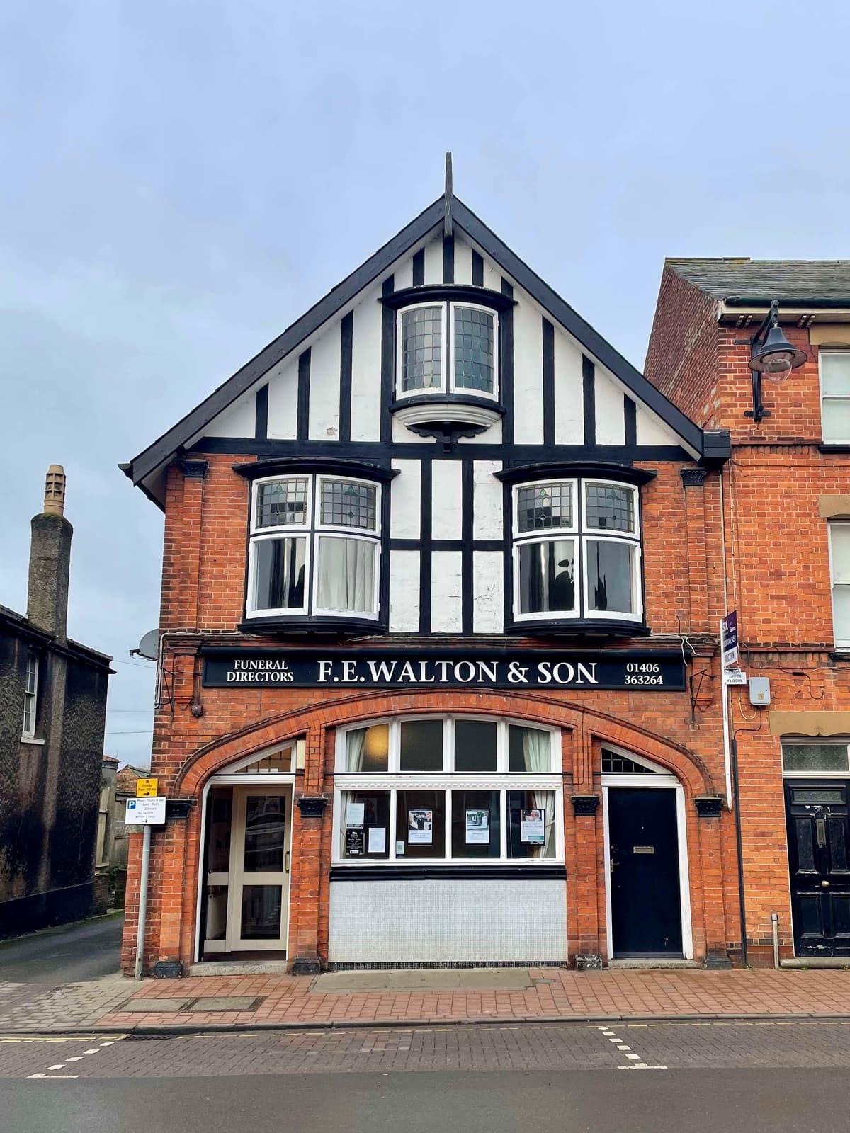 F E Walton & Son Funeral Directors in Long Sutton