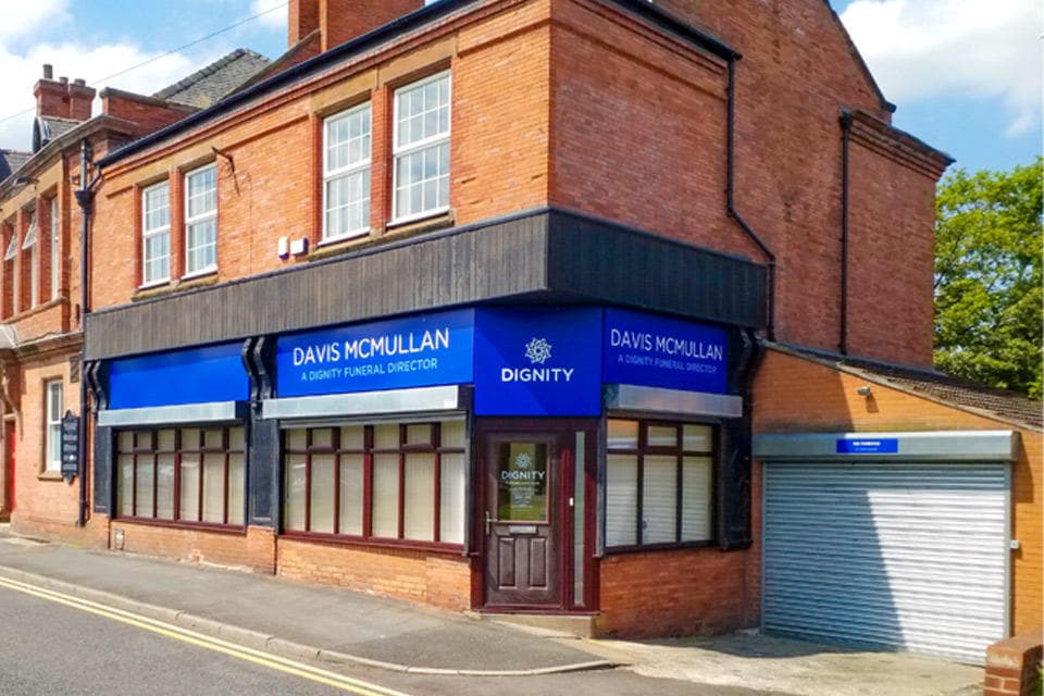 Davis McMullan Funeral Directors in Runcorn