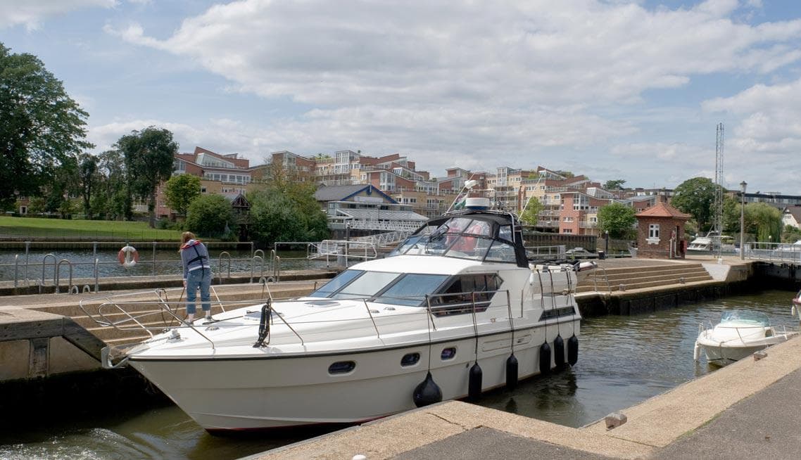 Funeral directors in Middlesex