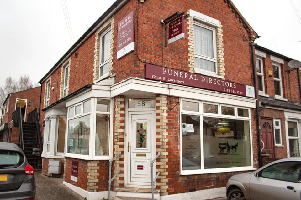 Cyril H Lovegrove Funeral Directors in Caversham, Reading