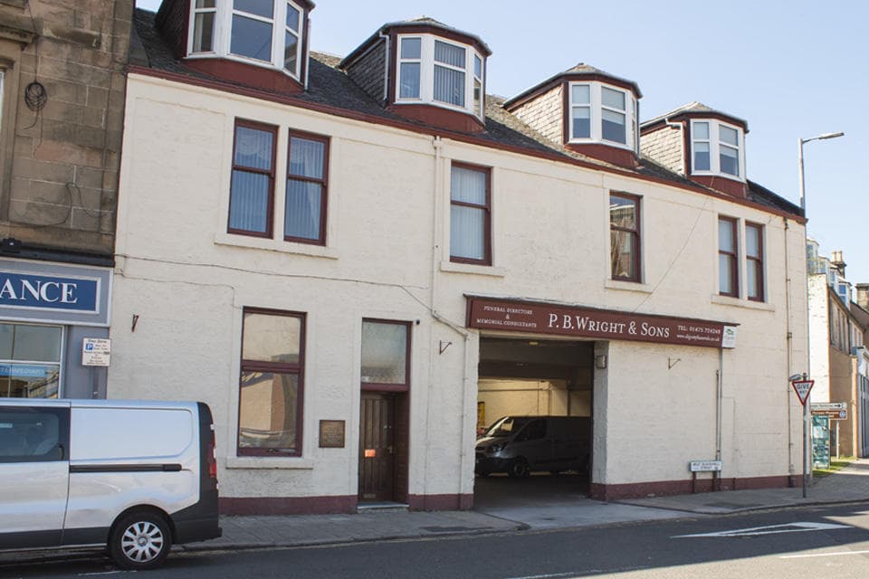 P B Wright & Sons Funeral Directors in Greenock