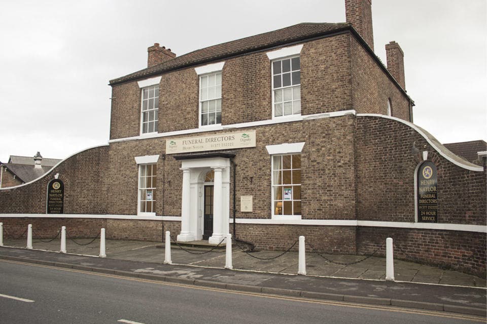 Henry Naylor Funeral Directors in 1 New Road, Driffield